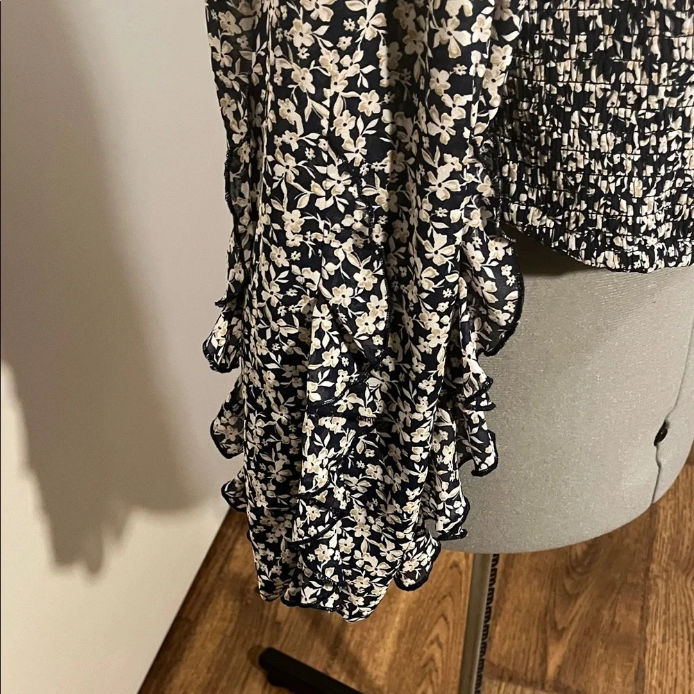 Torrid Navy and White Floral Blouse - Picture 3 of 4